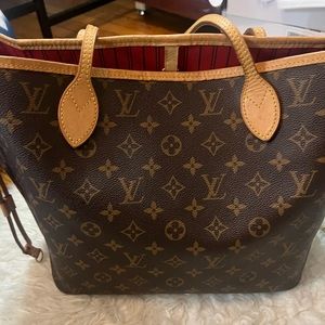 🔥SOLD🔥Louis Vuitton 2022 Neverfull MM with microchip